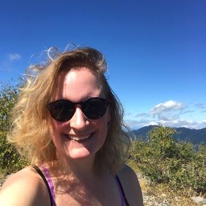 Meet your Posher, April